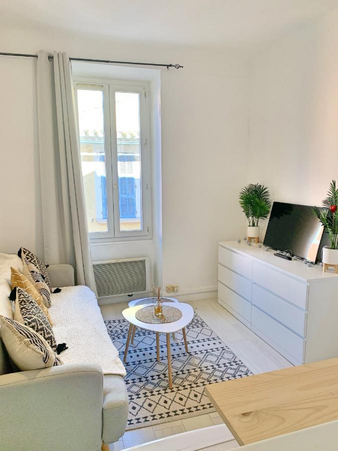 Appartements Cosy Au Centre De ラ・セーヌ・シュル・メール エクステリア 写真