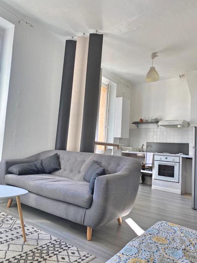 Appartements Cosy Au Centre De ラ・セーヌ・シュル・メール エクステリア 写真